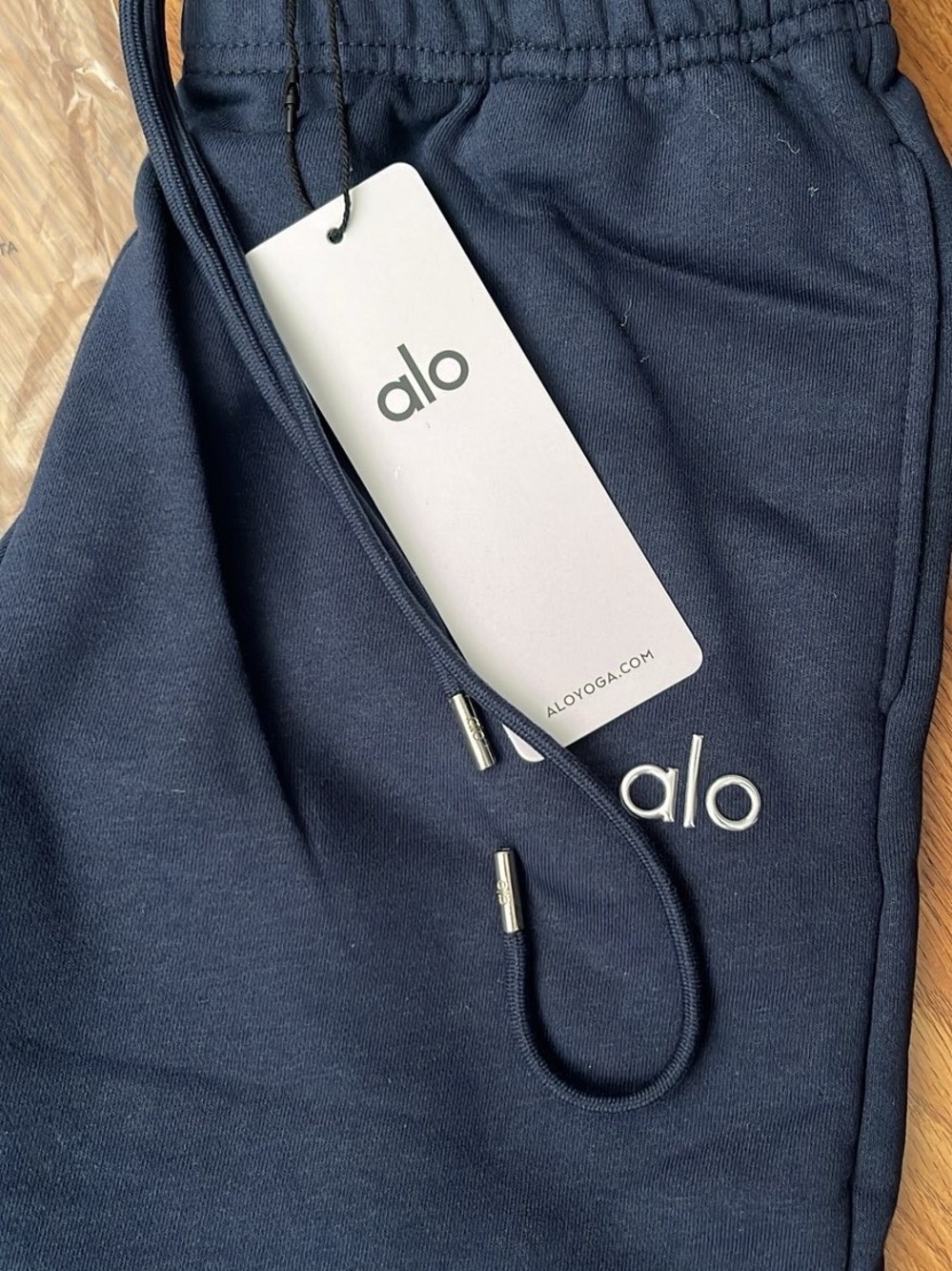 ALO Yoga Navy Hoodie & Joggers Set - Picture 4 of 4